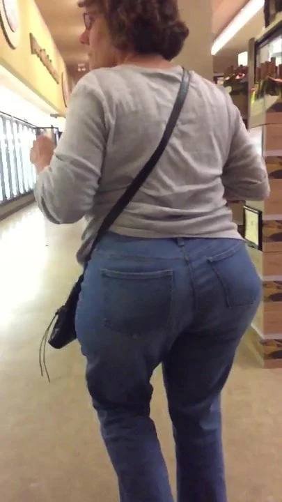 fat booty outta shape grannies #PCRchfxx